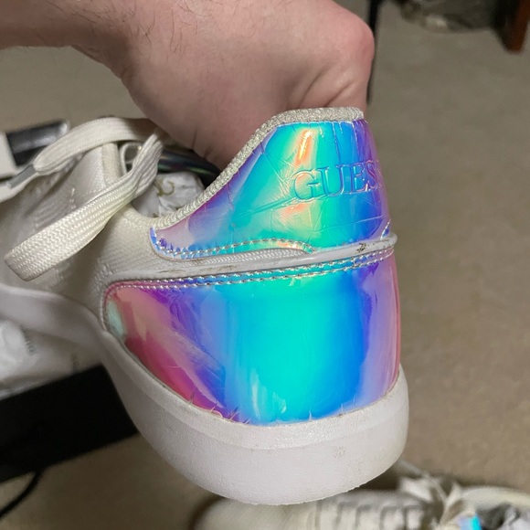 Guess Catchings men’s shoes white/holographic - Picture 11 of 15